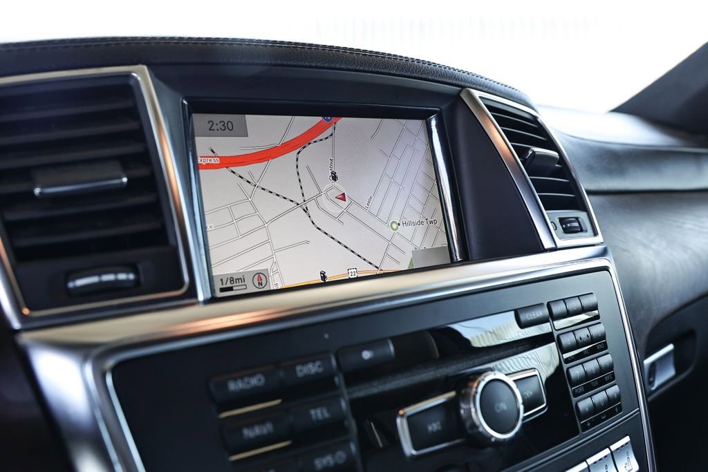 Used 2013 Mercedes-Benz GL 550 4MATIC image 23