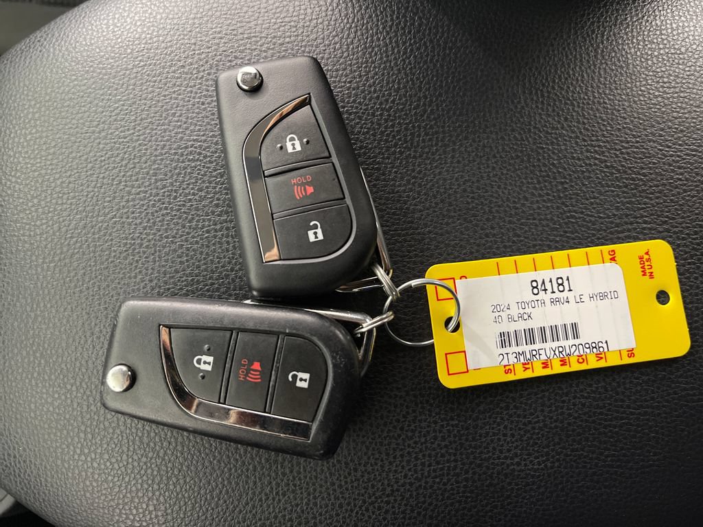 Certified 2024 Toyota RAV4 LE AWD/4WD image 24