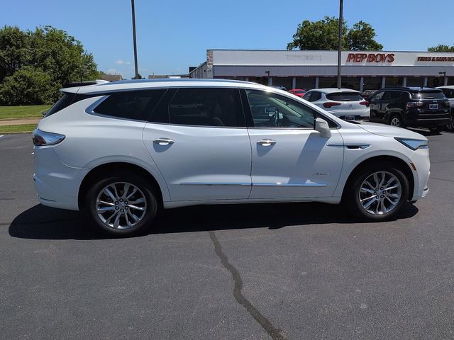 Used 2023 Buick Enclave Avenir w/ Avenir Technology Package FWD image 8