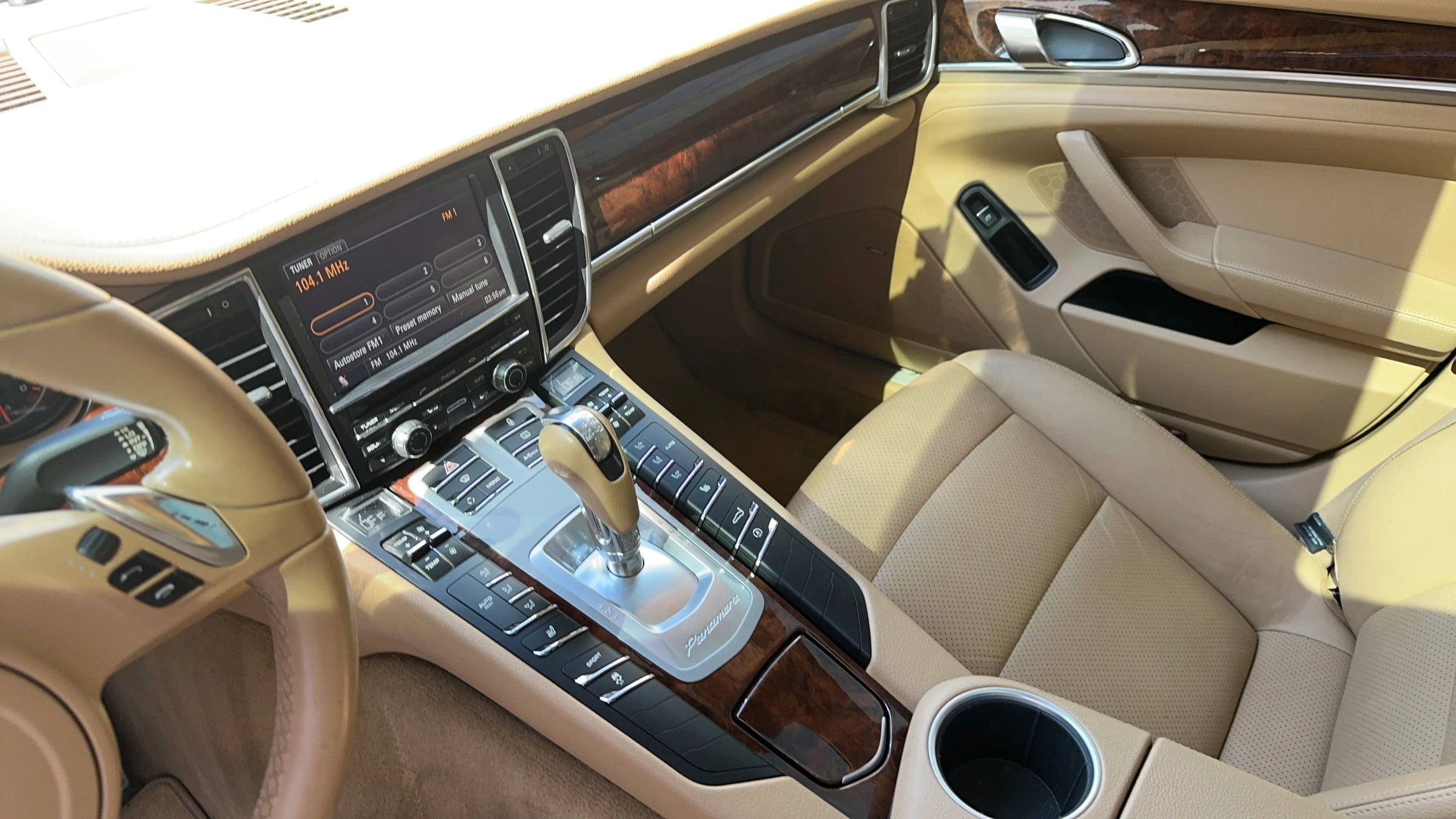 Used 2012 Porsche Panamera 4 image 13