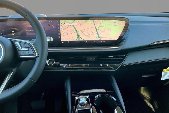 New 2025 Buick Envision Avenir image 8