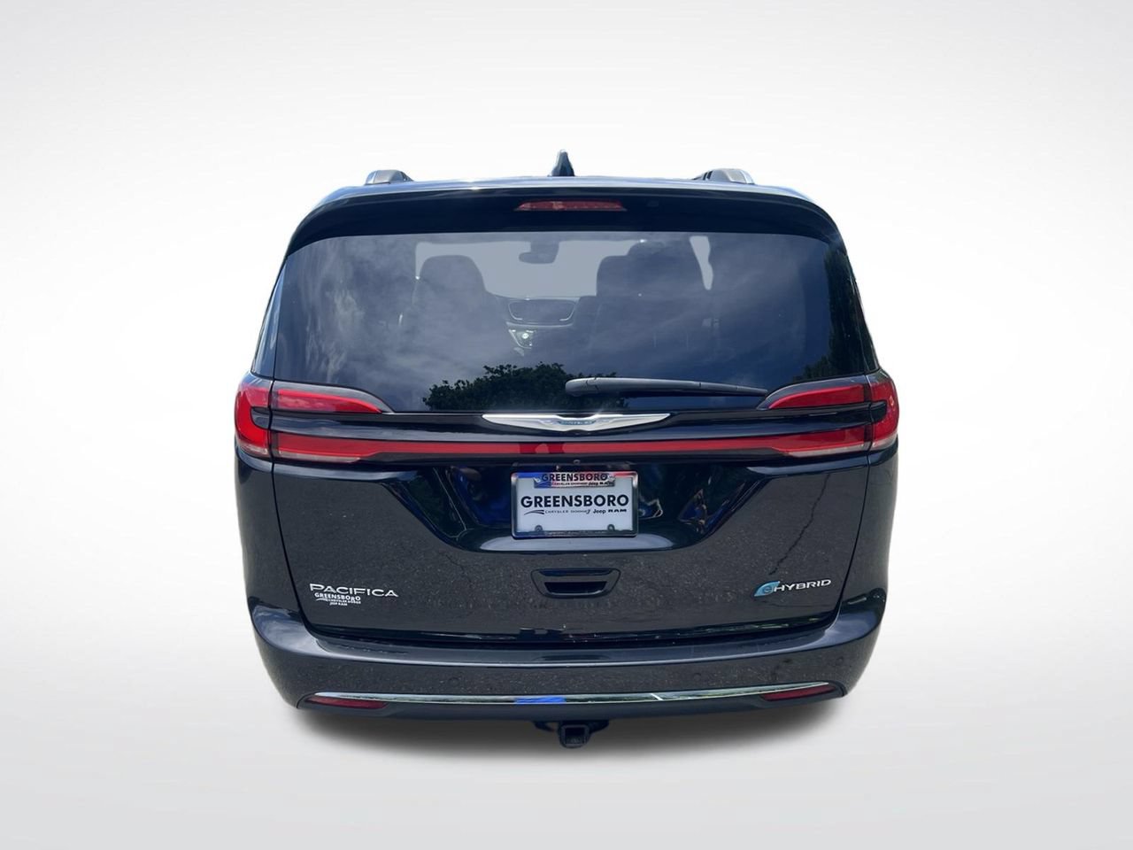 Used 2021 Chrysler Pacifica Touring-L FWD image 4