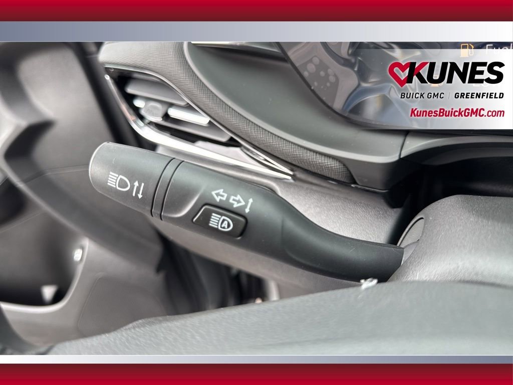 New 2026 Buick Envista Sport Touring FWD image 20