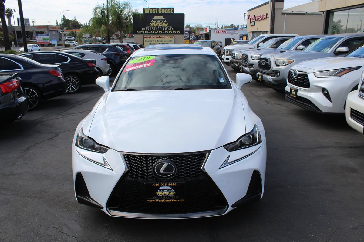 Used 2019 Lexus IS 300 F Sport w/ F Sport Package RWD image 3
