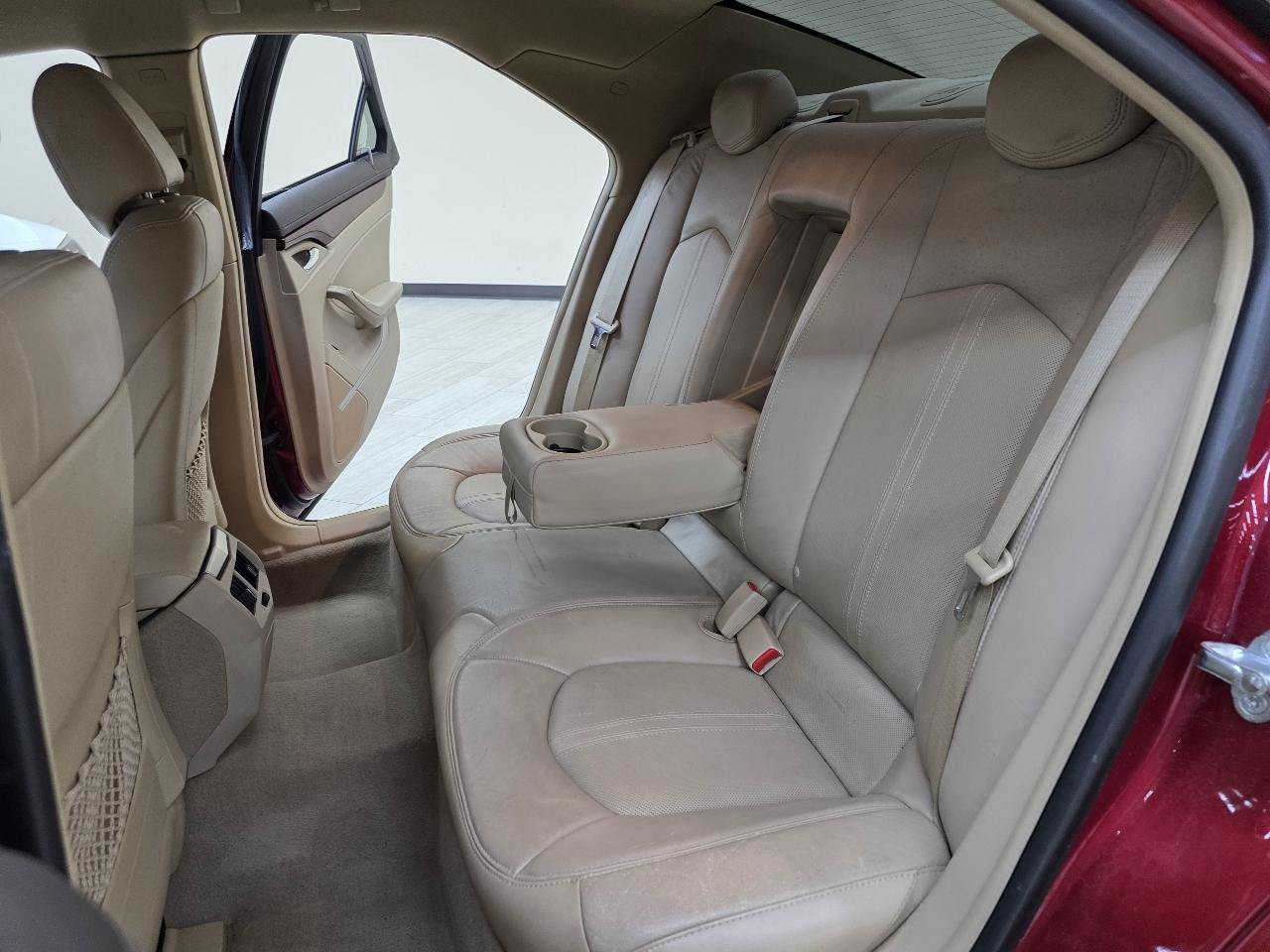 Used 2010 Cadillac CTS Luxury RWD image 22