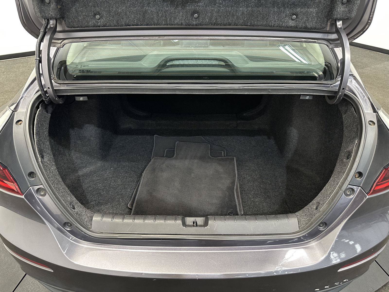 Used 2020 Honda Insight EX image 25