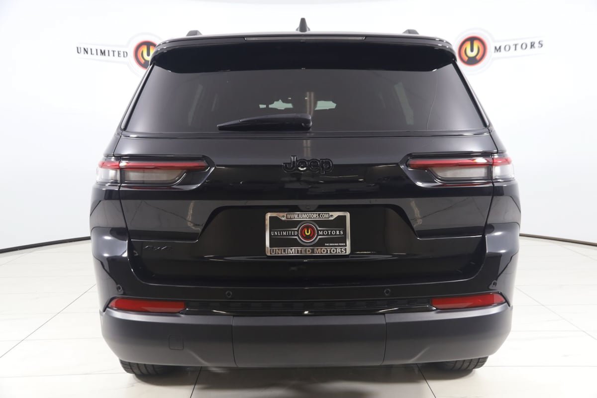Used 2024 Jeep Grand Cherokee L Altitude AWD/4WD image 43