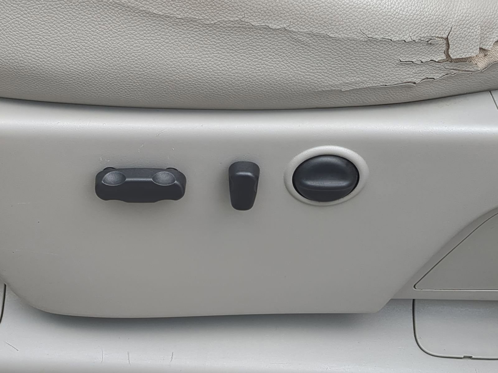 Used 2009 Chevrolet Silverado 1500 LTZ image 19