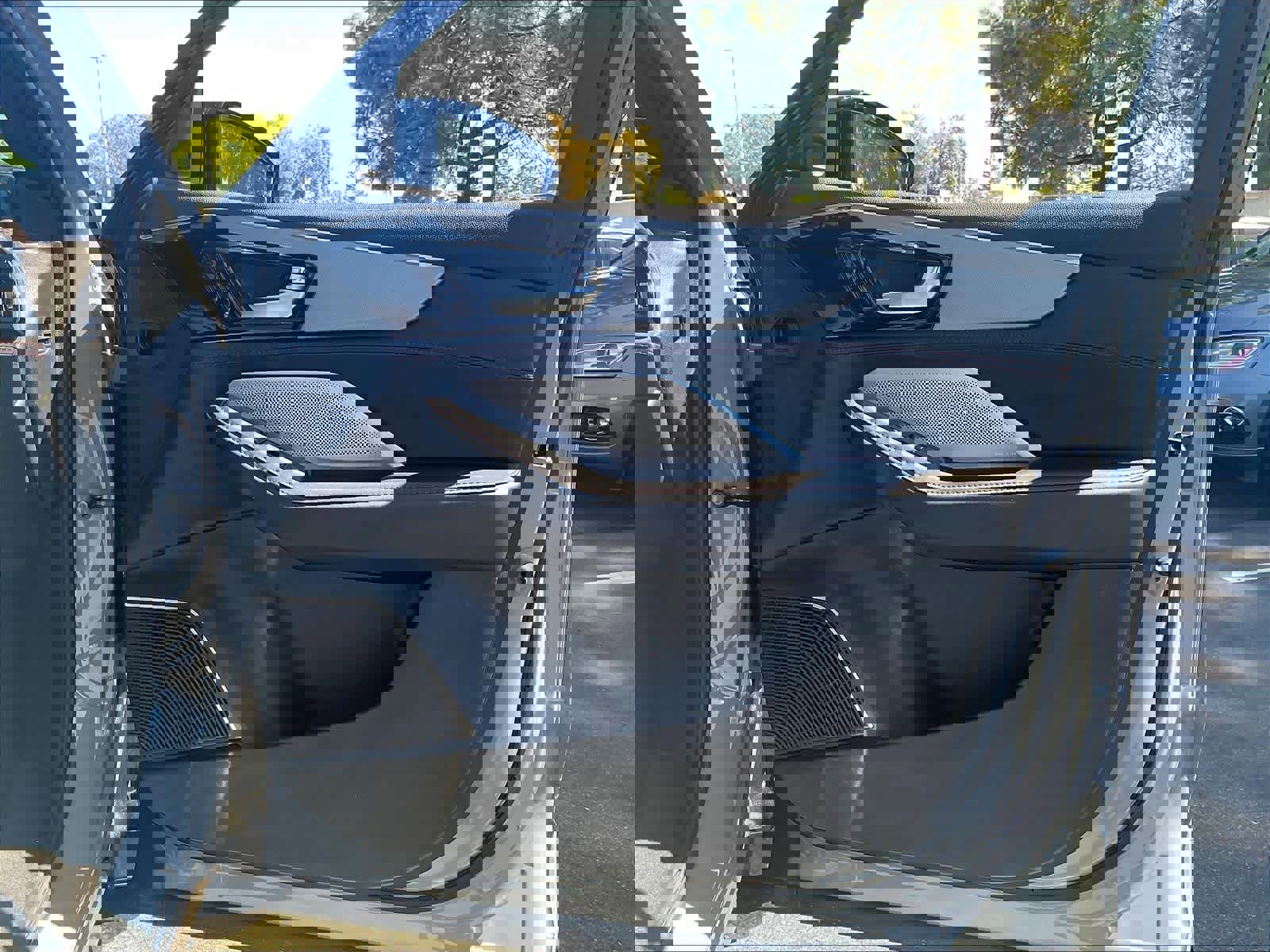 Used 2025 Acura MDX A-Spec image 25