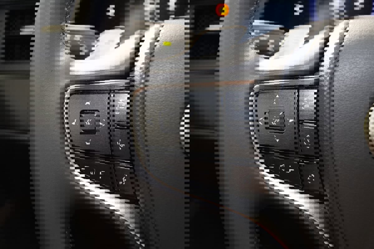 Used 2023 Lexus ES 350 image 31