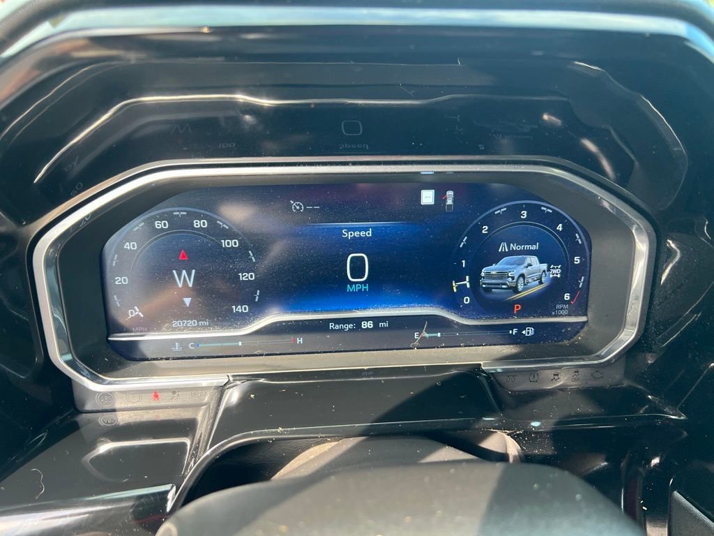 Used 2023 Chevrolet Silverado 1500 High Country w/ Technology Package image 46