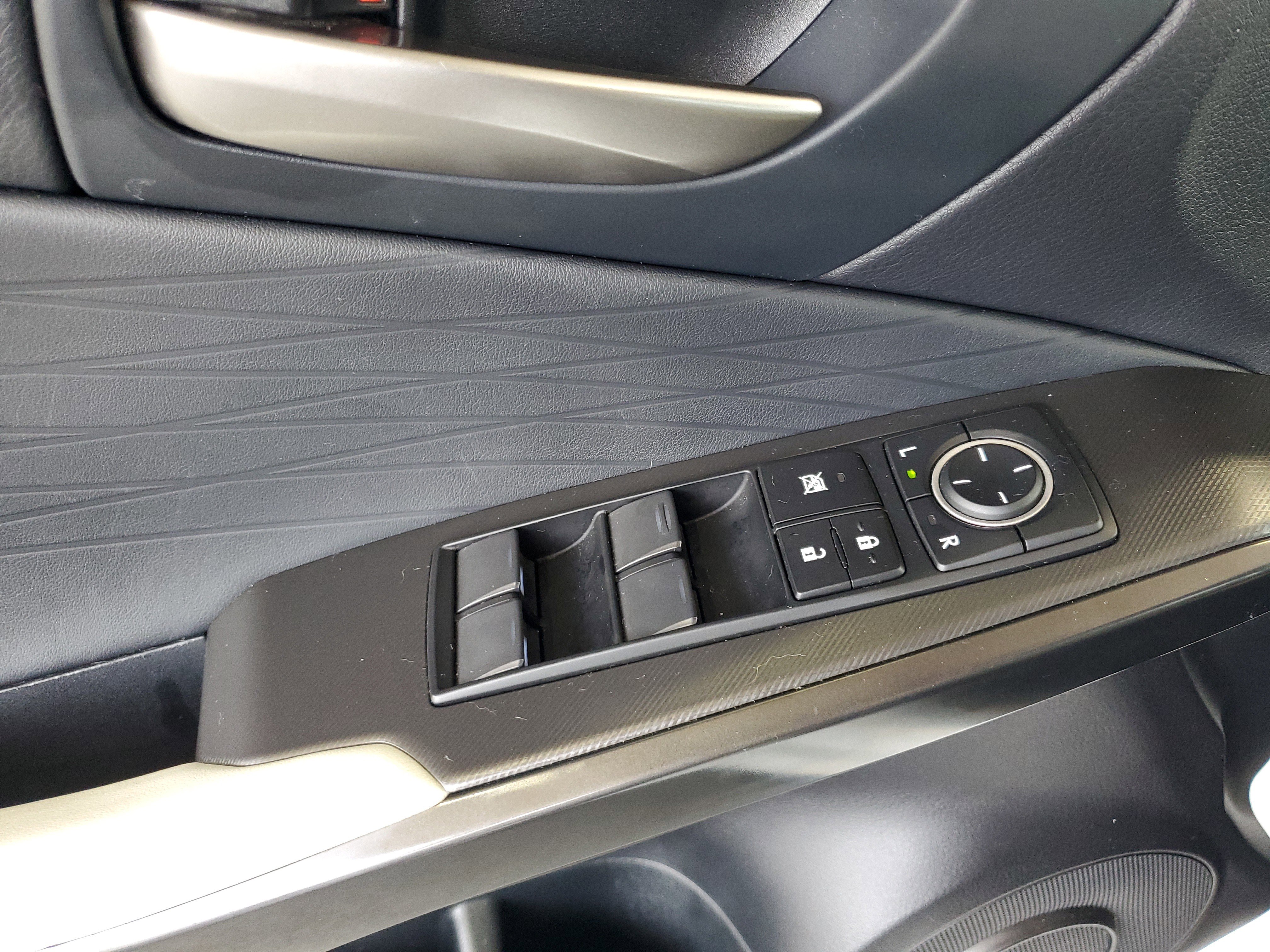 Used 2022 Lexus IS 350 F Sport w/ Accessory Package RWD image 15