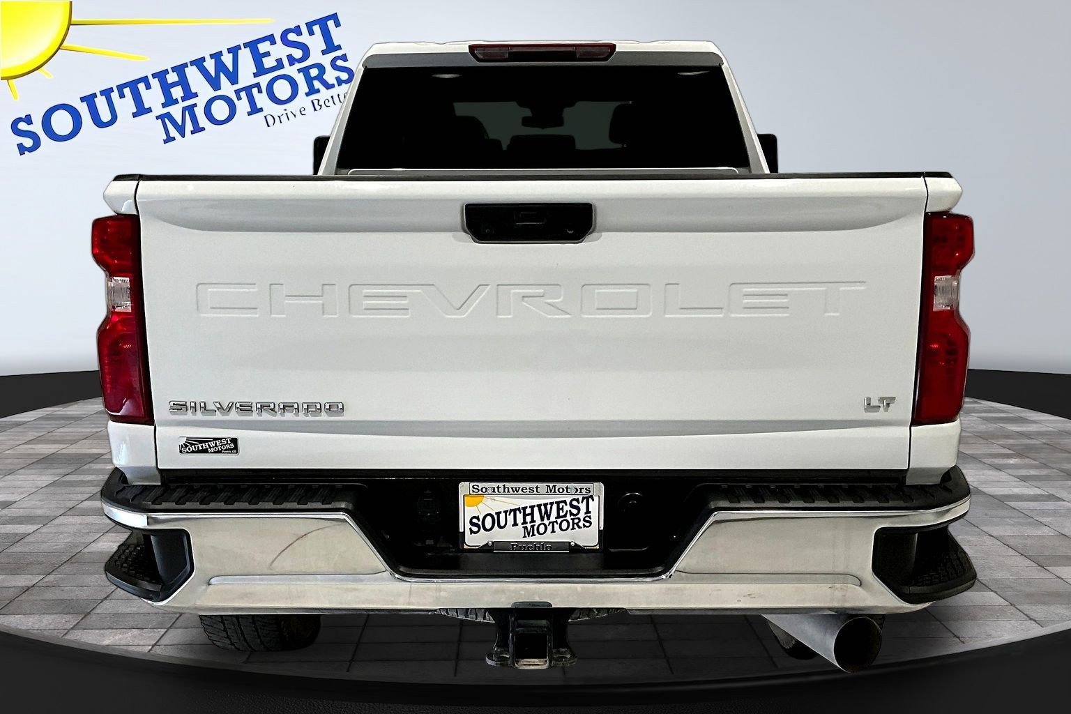 Used 2025 Chevrolet Silverado 2500 LT AWD/4WD image 6