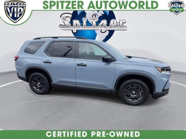 Used 2025 Honda Pilot TrailSport image 10