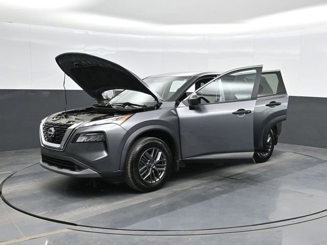 Used 2023 Nissan Rogue S image 45