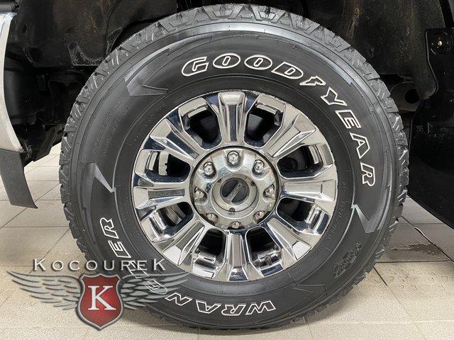 Used 2019 Ford F250 XLT w/ XLT Premium Package image 7