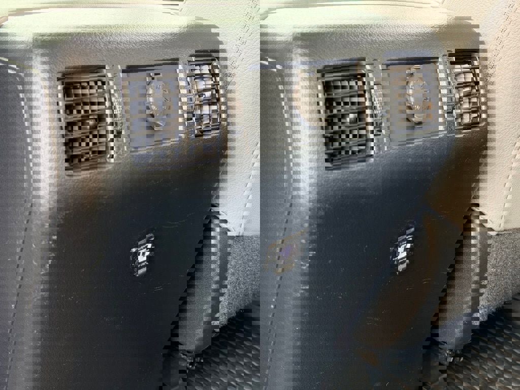 Used 2018 Toyota Tundra Limited image 13