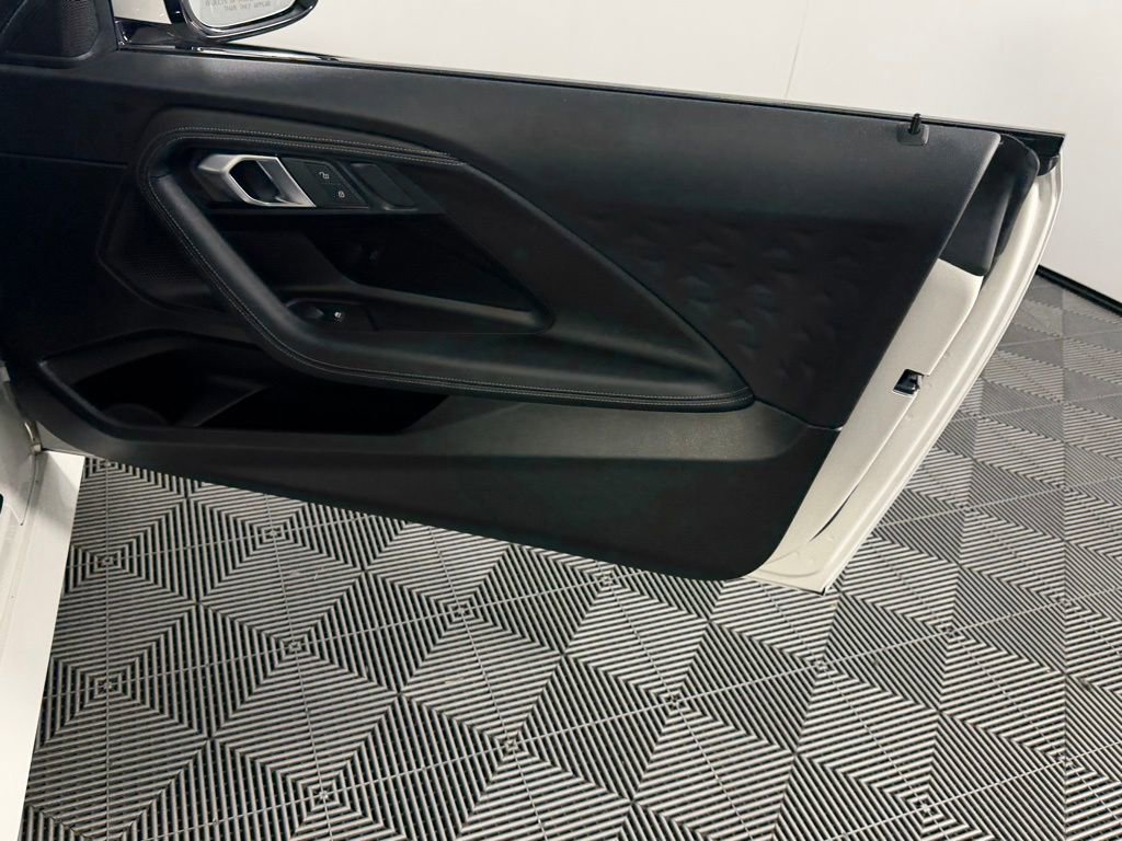 Used 2024 BMW 230i Coupe w/ Convenience Package RWD image 31
