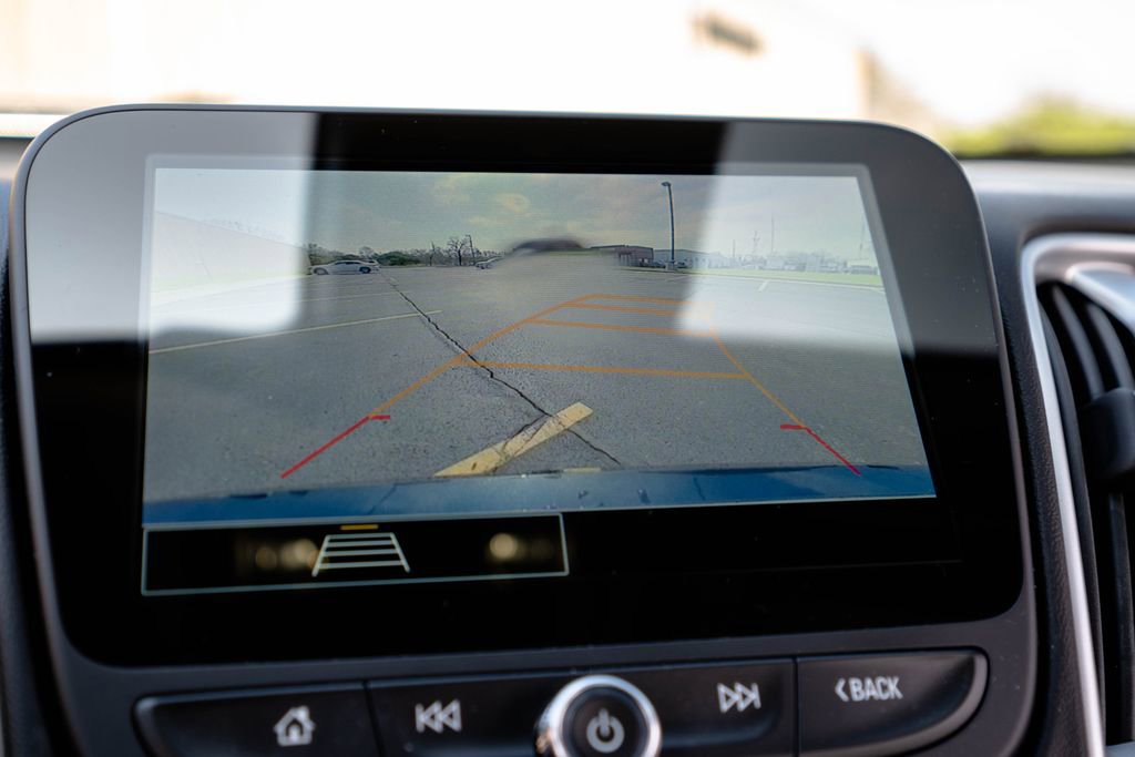 Used 2025 Chevrolet Malibu RS image 26