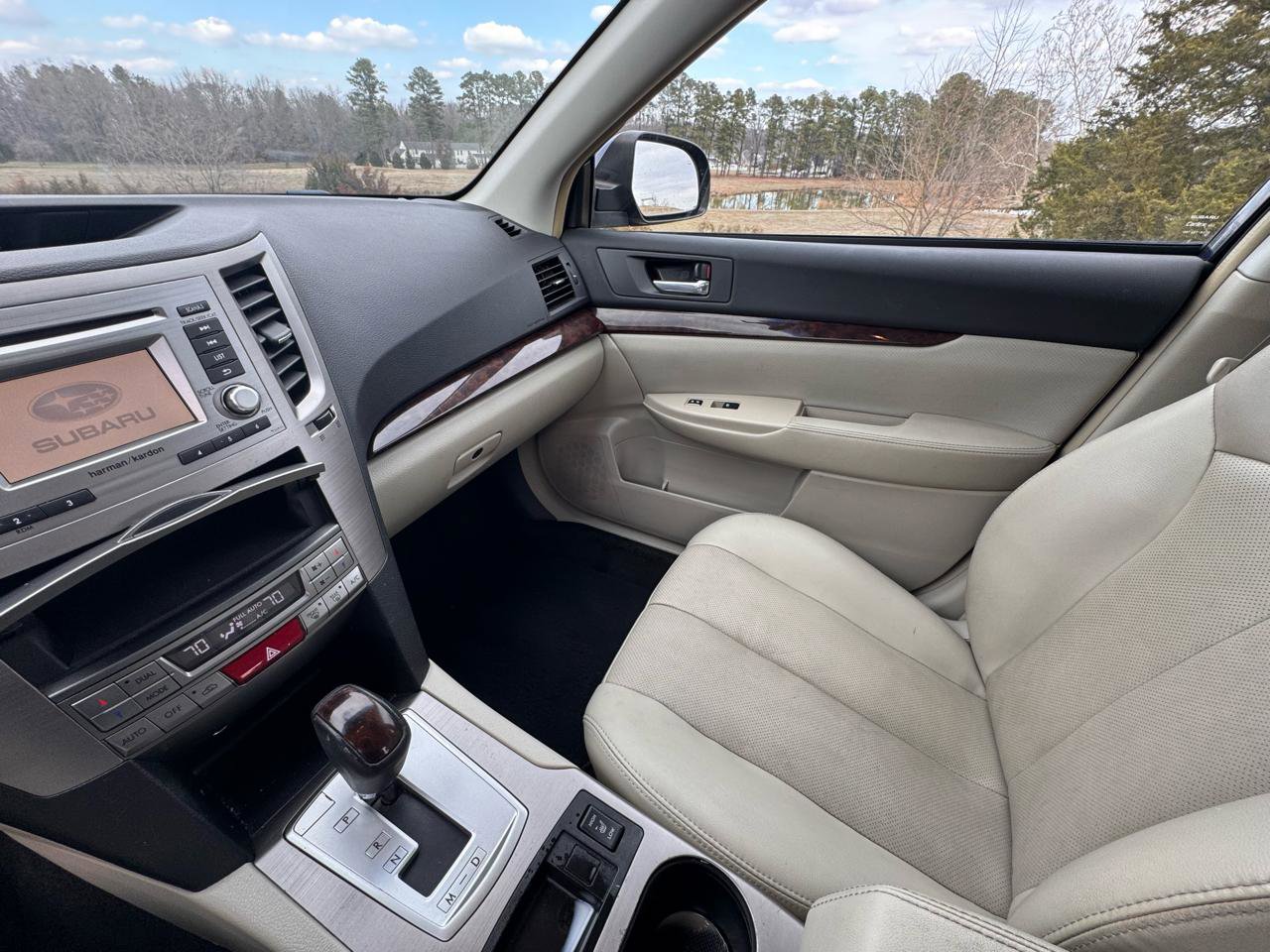 Used 2014 Subaru Legacy 2.5i Limited w/ Moonroof Package AWD/4WD image 24