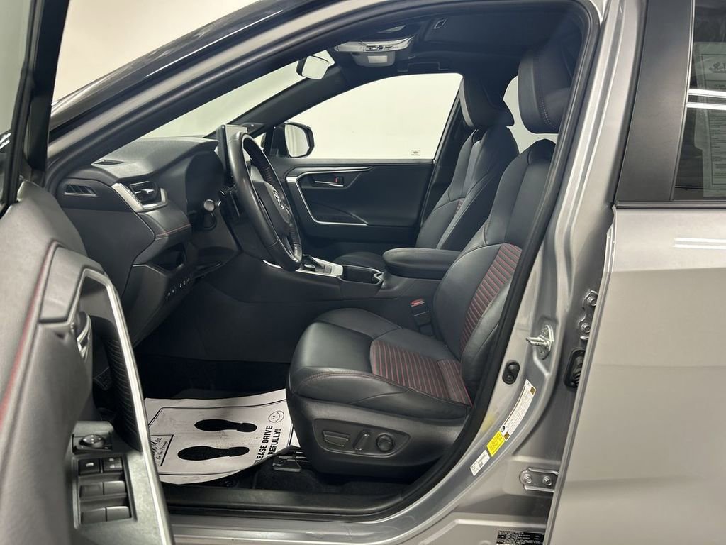 Used 2023 Toyota RAV4 XSE w/ Weather Package image 9