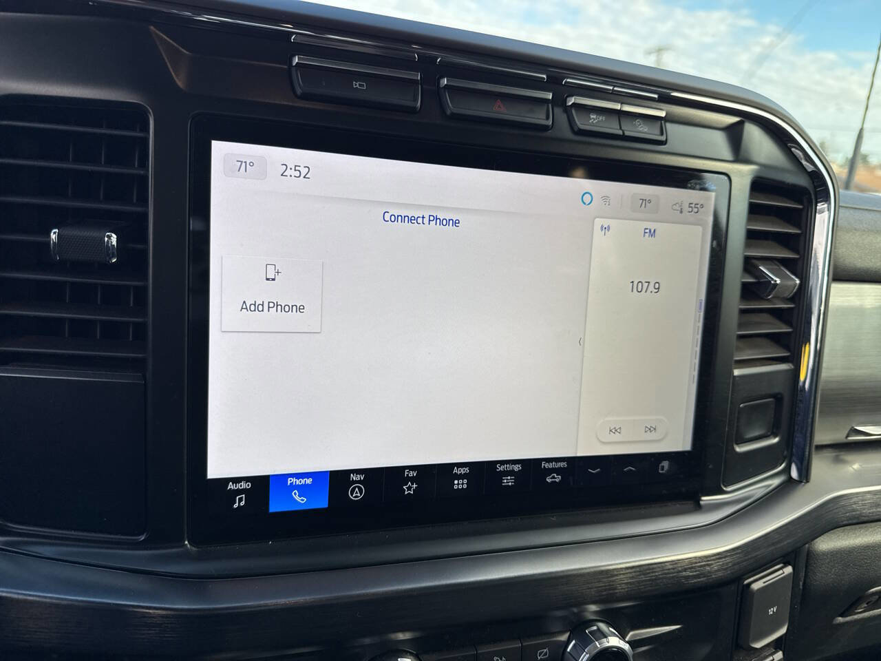 Certified 2023 Ford F250 Lariat w/ Tremor Off-Road Package image 39