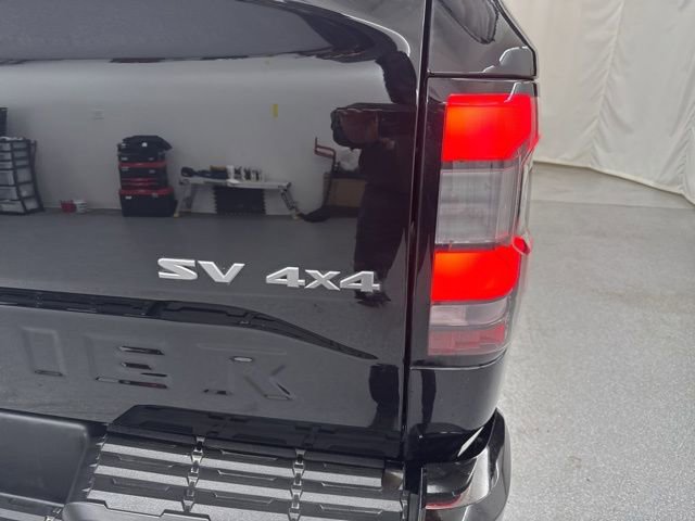 Used 2022 Nissan Frontier SV w/ Technology Package image 7