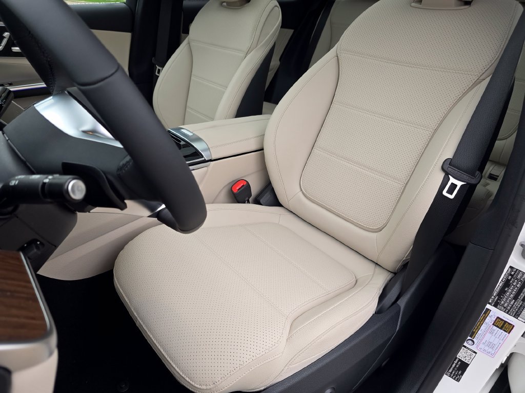 New 2027 Mercedes-Benz GLC 300 4MATIC image 25