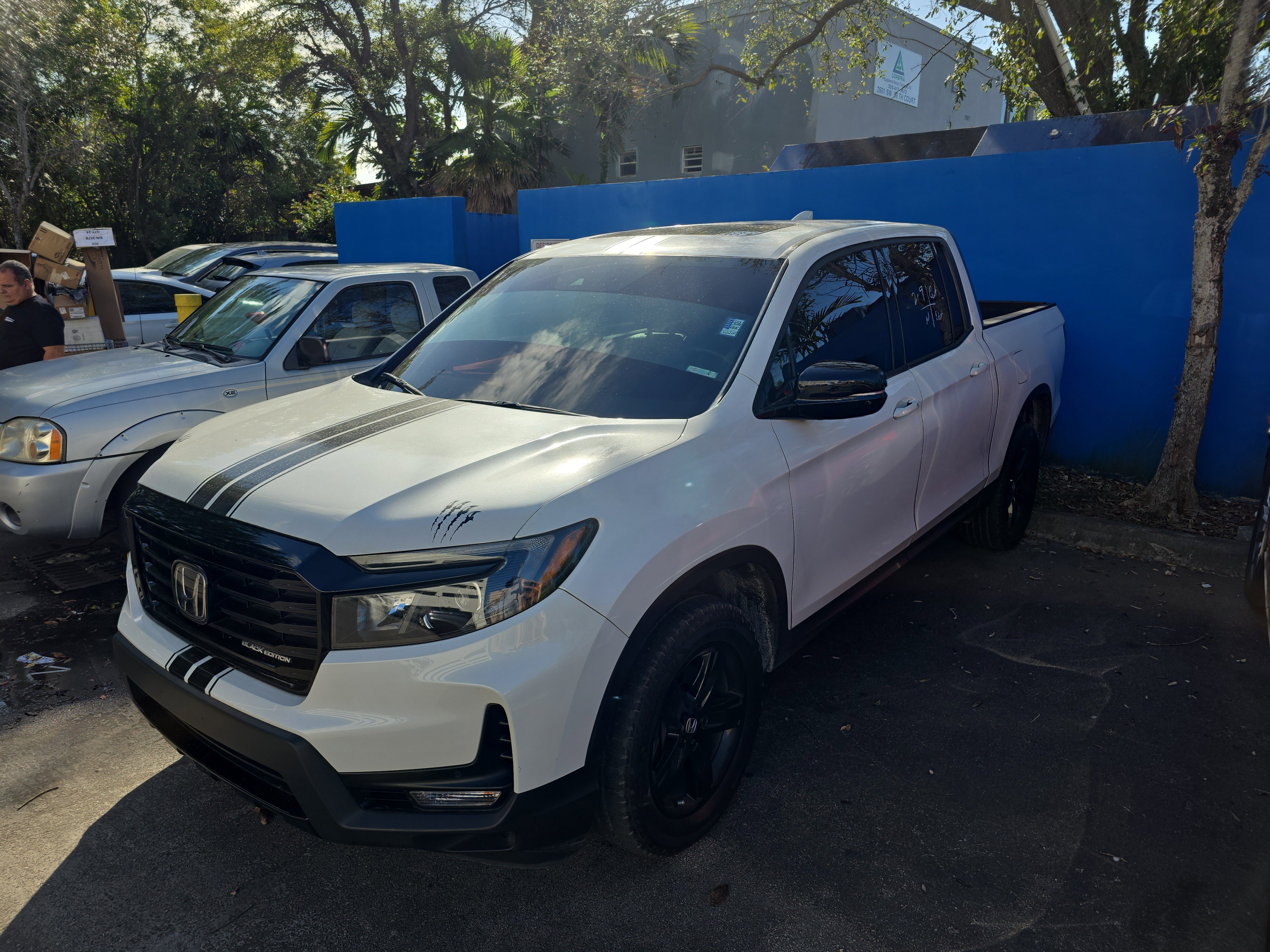 Used 2023 Honda Ridgeline Black Edition image 2