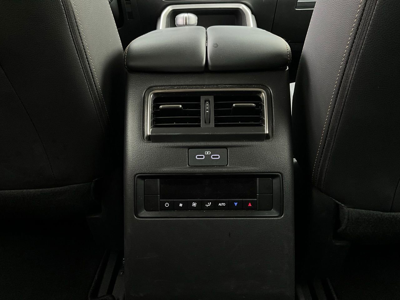 Used 2025 MAZDA CX-70 3.3 Turbo w/ Preferred Package image 13