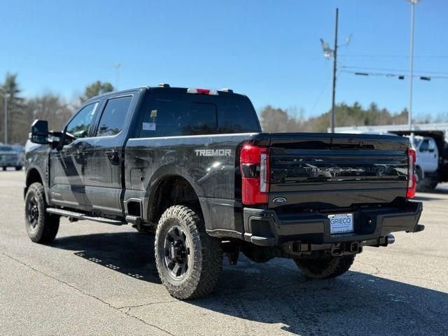 New 2026 Ford F350 Platinum w/ Tremor Off-Road Package image 11