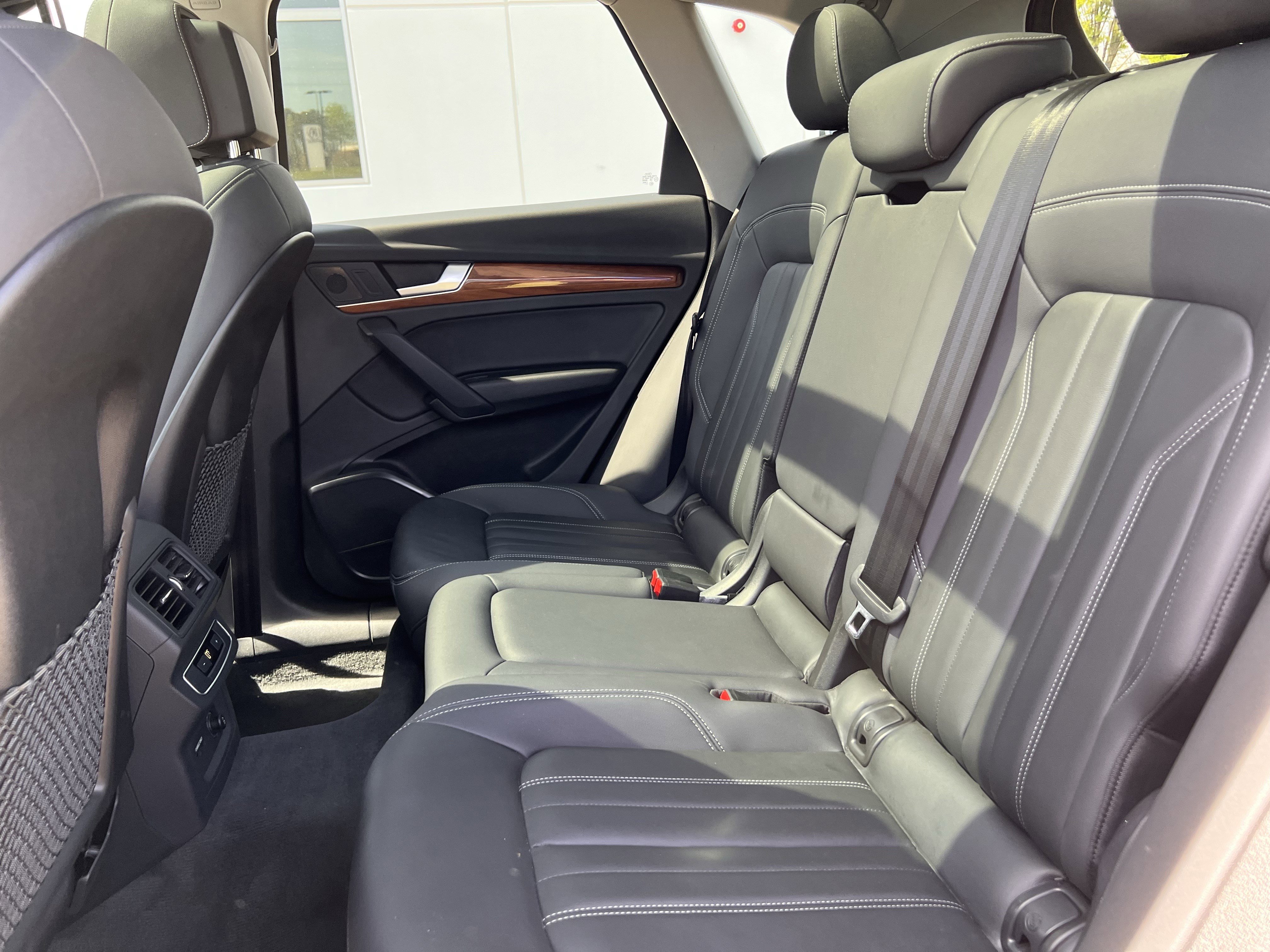 Used 2023 Audi Q5 2.0T Premium w/ Convenience Package image 33