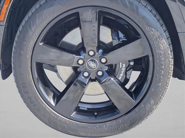 Certified 2024 Land Rover Defender 130 V8 AWD/4WD image 27