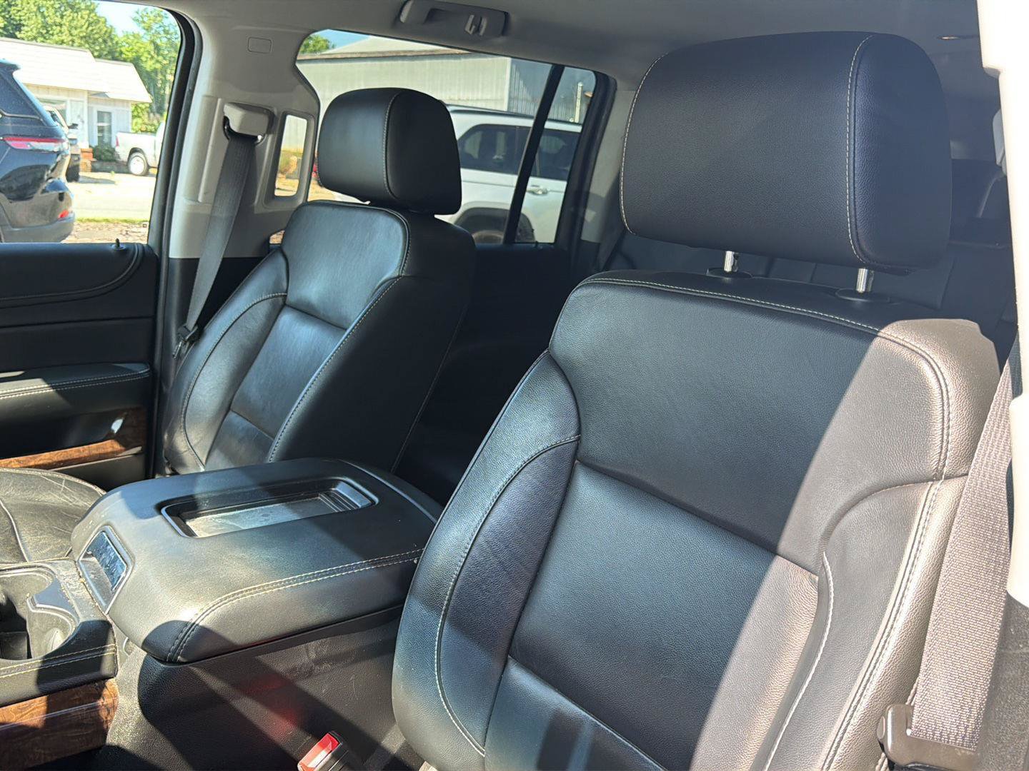Used 2019 Chevrolet Suburban LT AWD/4WD image 16