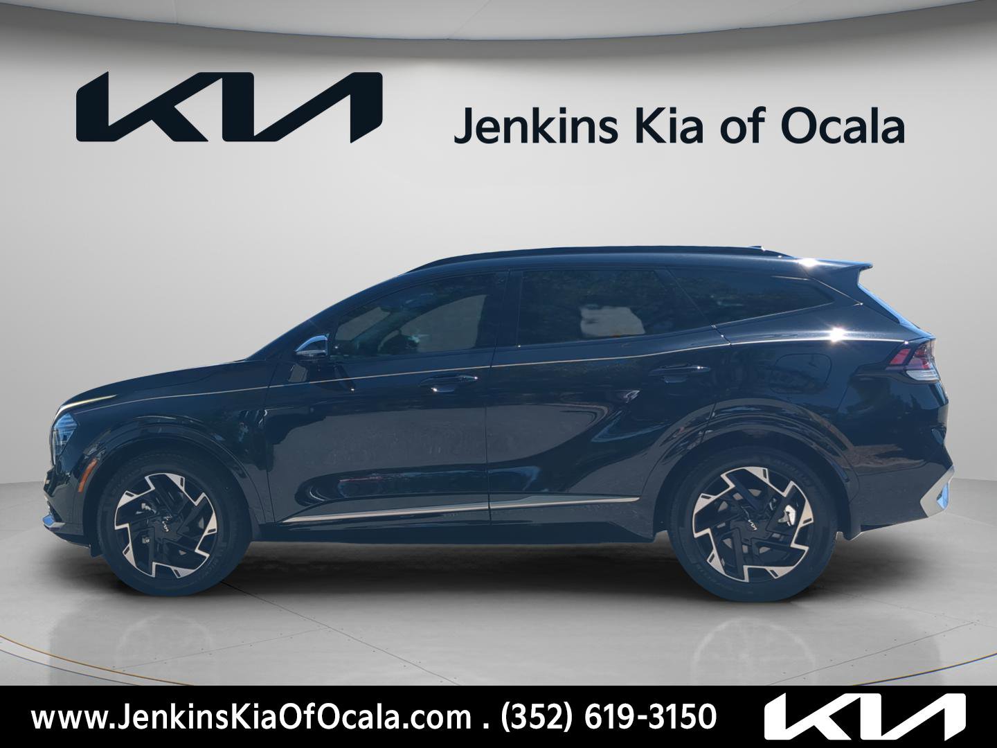 Certified 2025 Kia Sportage SX FWD image 7