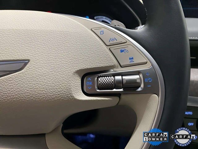 Used 2024 Genesis G80 image 36