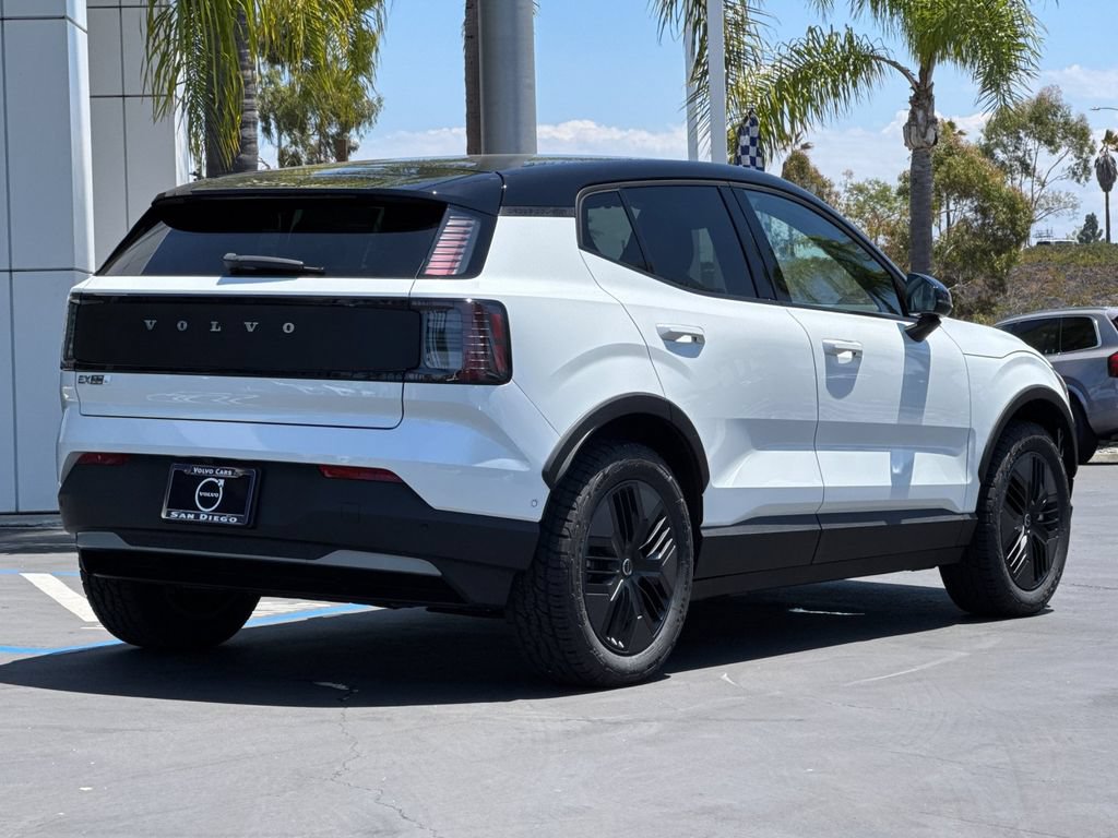 New 2026 Volvo EX30 Cross Country Ultra w/ Protection Package Premier AWD/4WD image 5