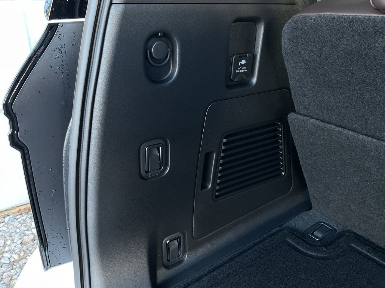 New 2026 Nissan Armada SL image 20