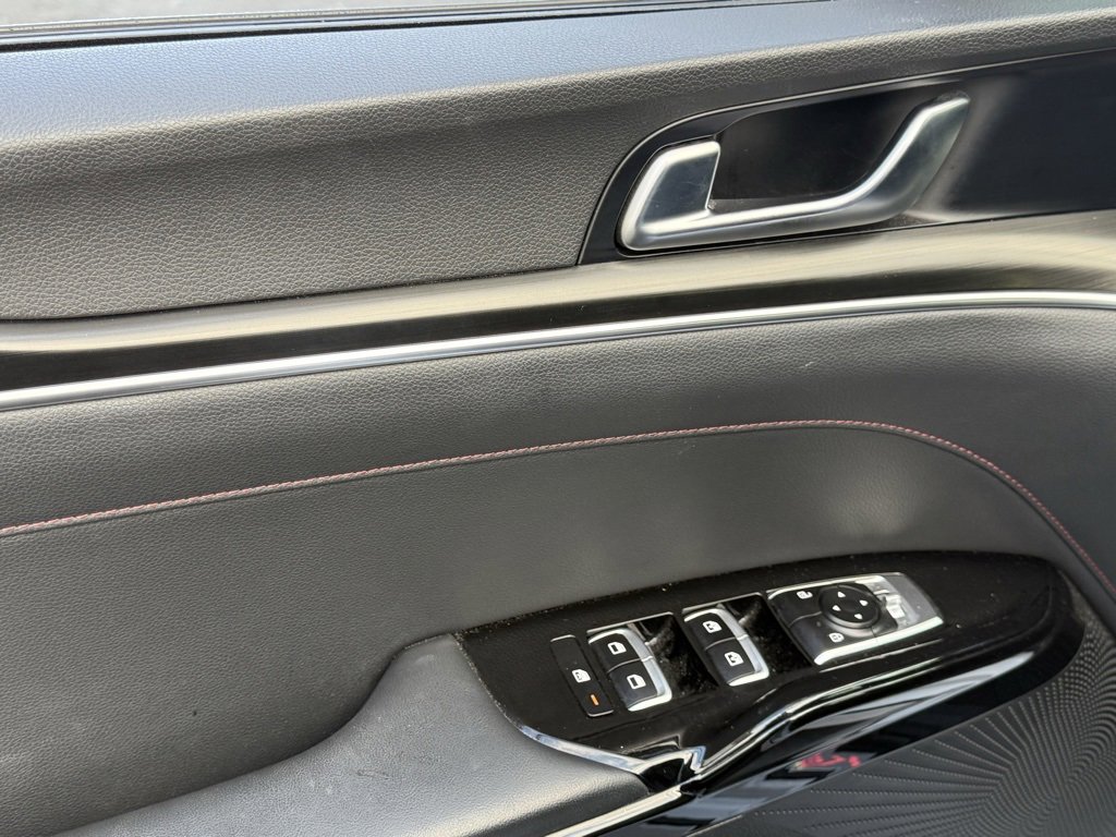 Used 2022 Kia K5 GT image 9