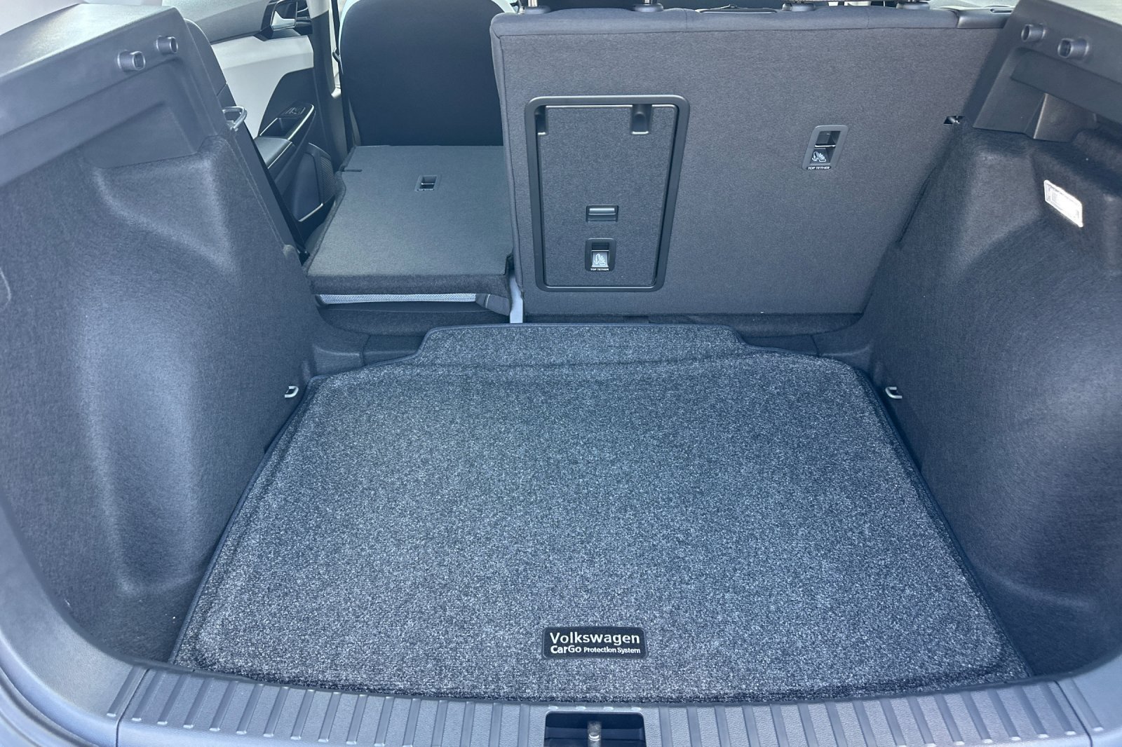 New 2026 Volkswagen Taos S FWD image 13