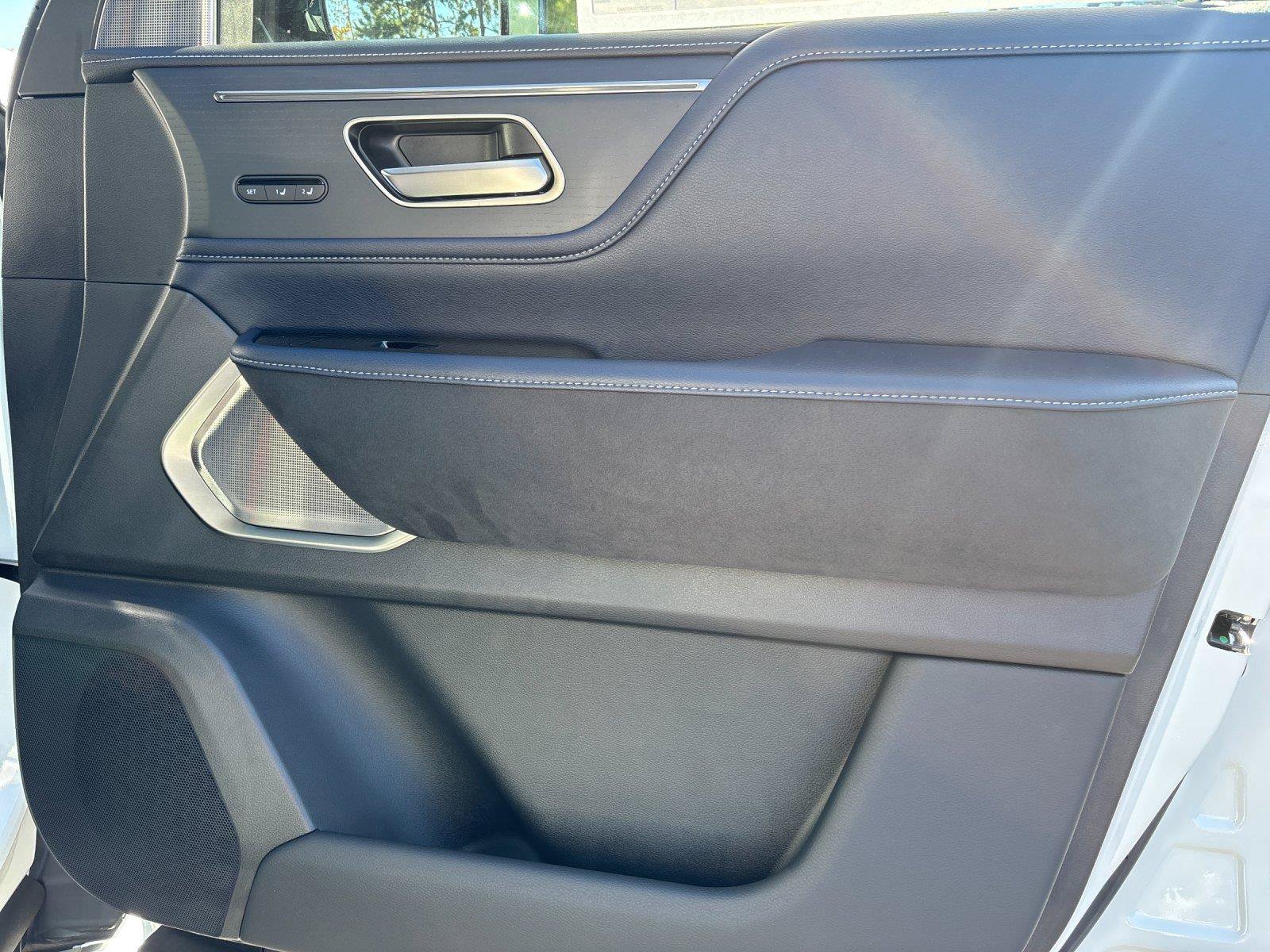 New 2027 INFINITI QX80 Sensory AWD/4WD image 40