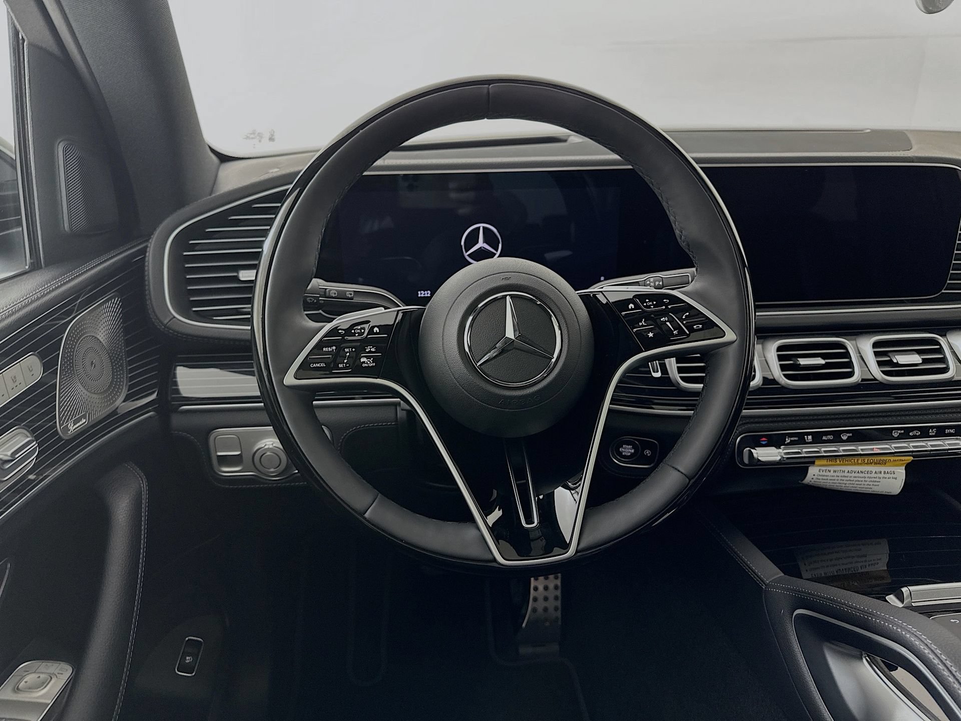 New 2026 Mercedes-Benz GLS 580 4MATIC image 25