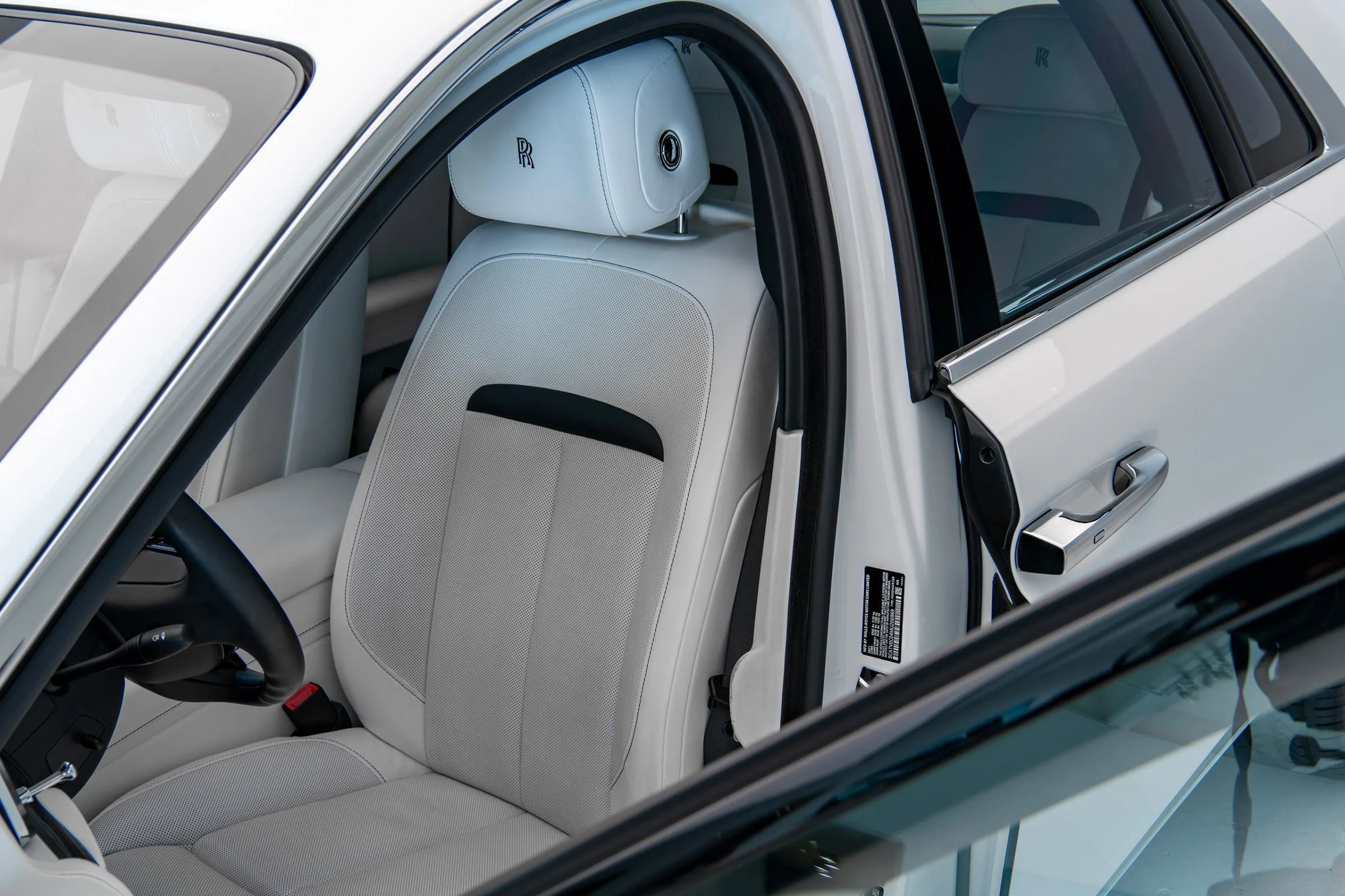 Used 2021 Rolls-Royce Ghost AWD/4WD image 15
