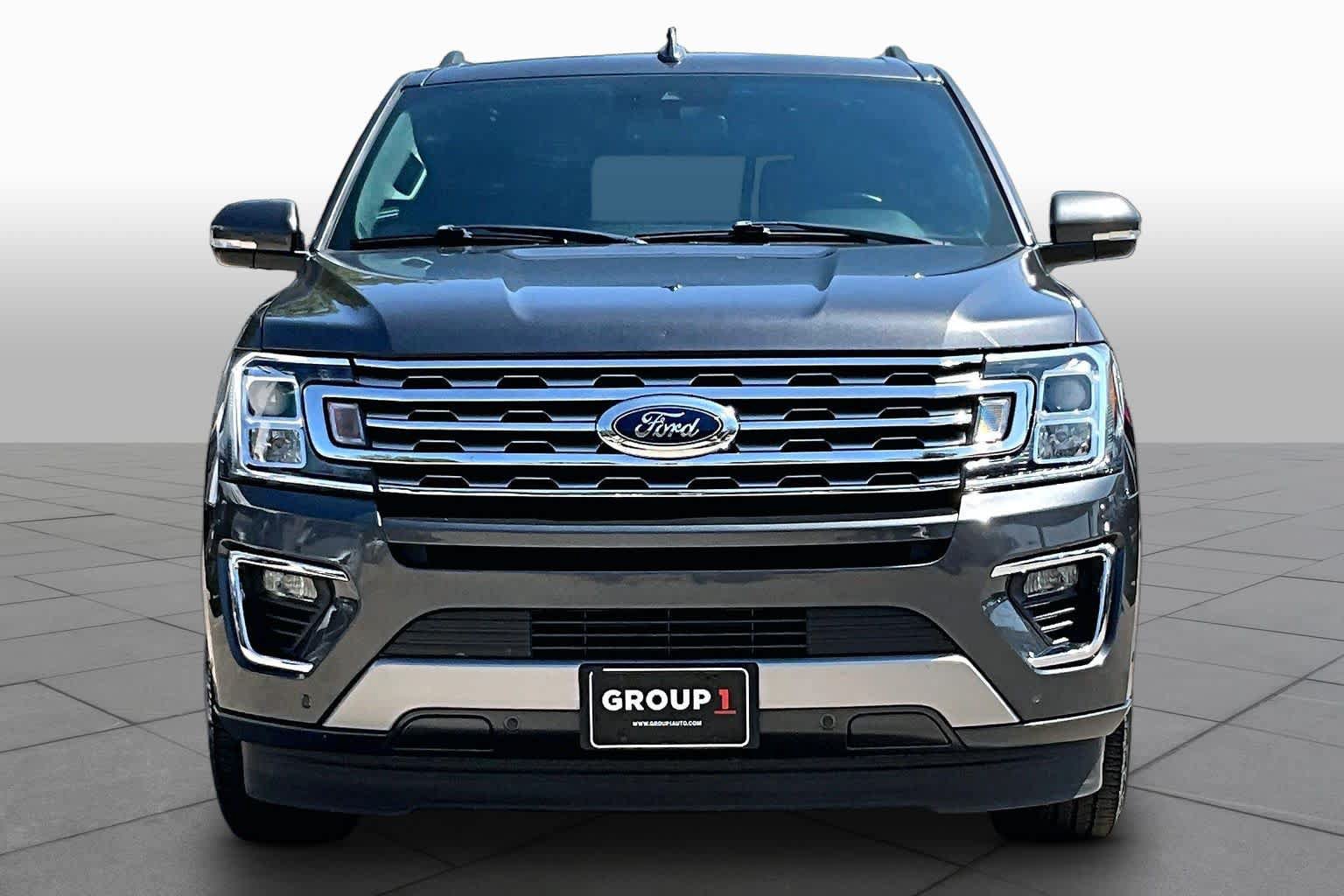 Used 2019 Ford Expedition Limited w/ Equipment Group 301A RWD image 4