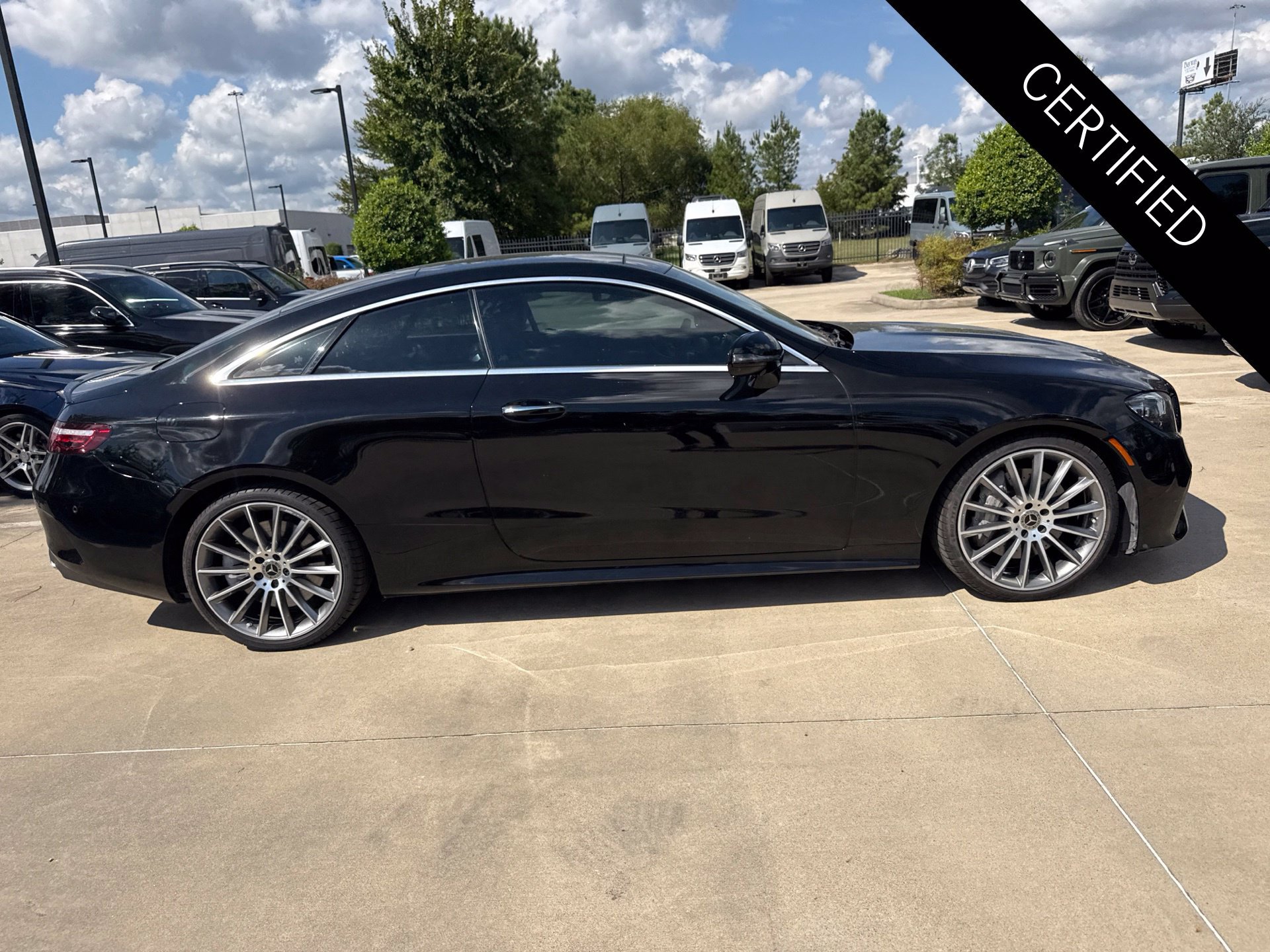Used 2023 Mercedes-Benz E 450 Coupe image 3
