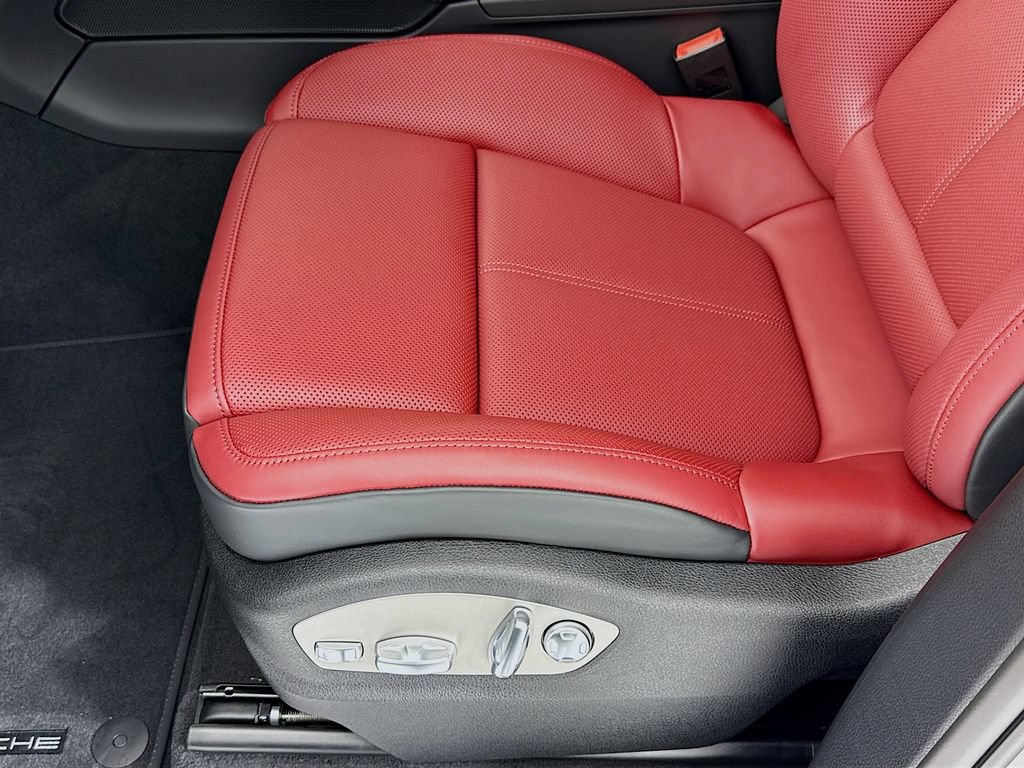 New 2026 Porsche Macan S AWD/4WD image 14