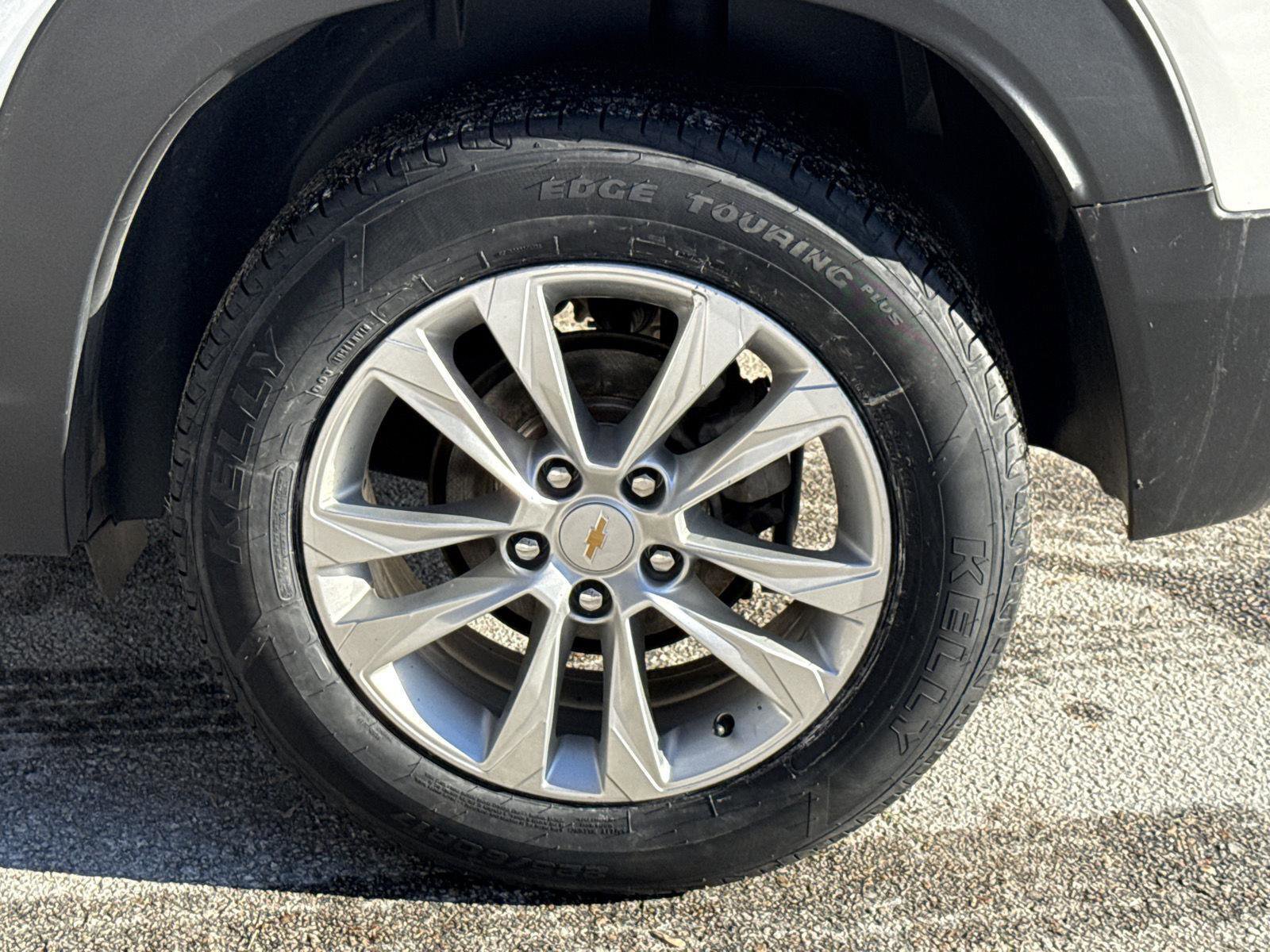 Used 2023 Chevrolet TrailBlazer LS AWD/4WD image 9