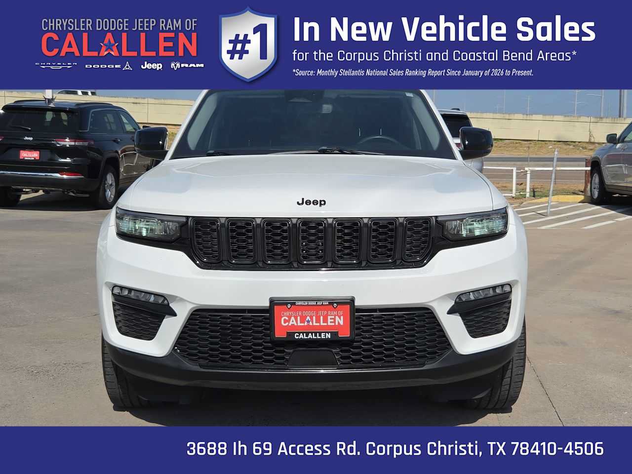 Used 2023 Jeep Grand Cherokee Limited w/ Black Appearance Package AWD/4WD image 14