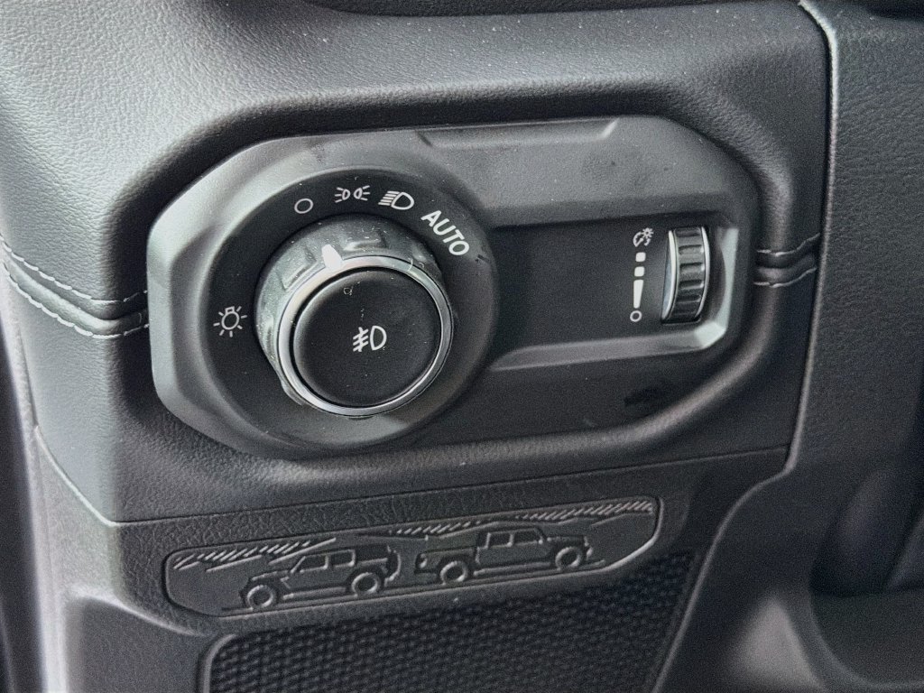 New 2027 Jeep Wrangler Unlimited Sahara AWD/4WD image 10