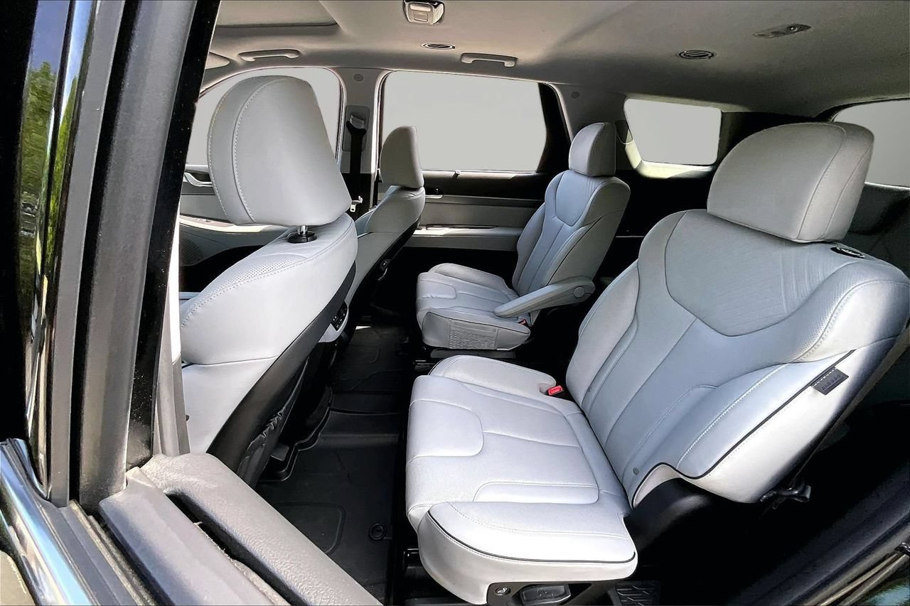 Used 2024 Hyundai Palisade SEL w/ Premium Package AWD/4WD image 22